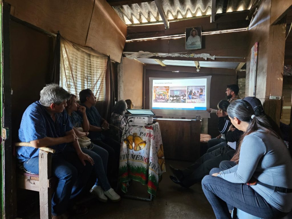 Reunión mensual en Tekilatlakpan